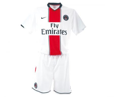 Le nouveau maillot du PSG.